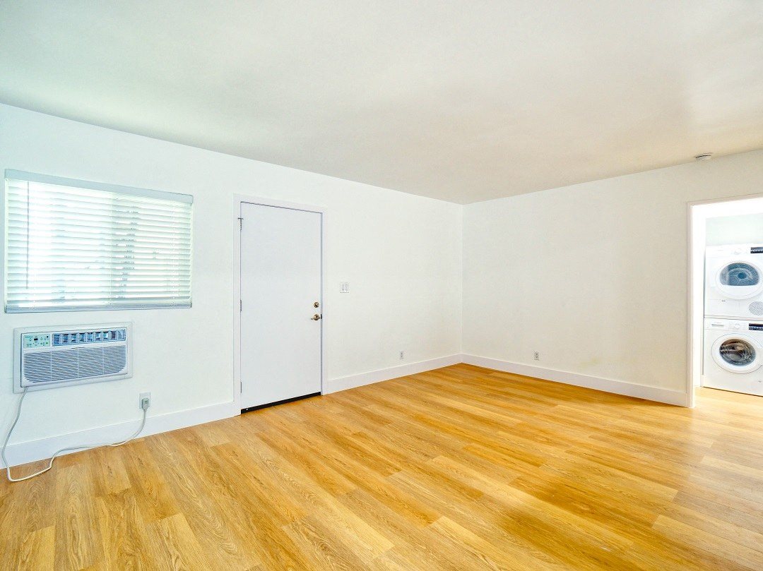 Gallery Photo 13